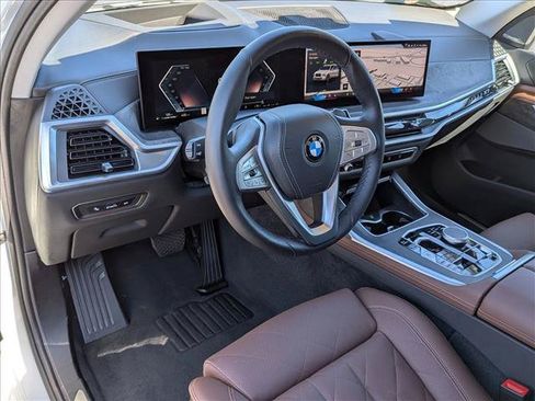 Used 2024 BMW X7 xDrive40i AWD/4WD image 10