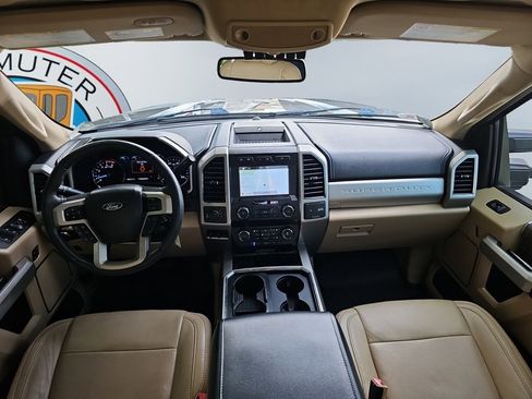 Used 2019 Ford F350 Lariat w/ Chrome Package image 10