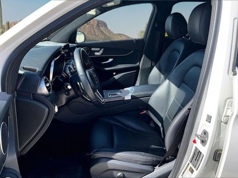 Used 2022 Mercedes-Benz GLC 300 image 24