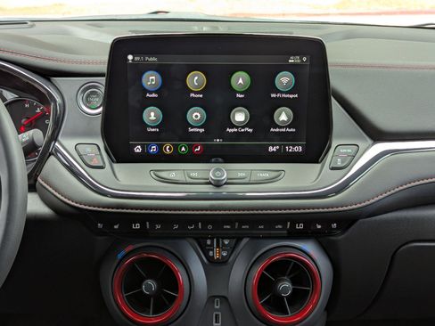 Used 2025 Chevrolet Blazer RS w/ Enhanced Convenience Package image 18