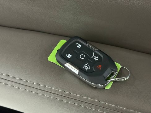 Used 2016 GMC Yukon Denali w/ Open Road Package AWD/4WD image 96
