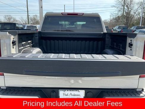 New 2026 Chevrolet Silverado 1500 Custom w/ Turbomax Blackout Package AWD/4WD image 15