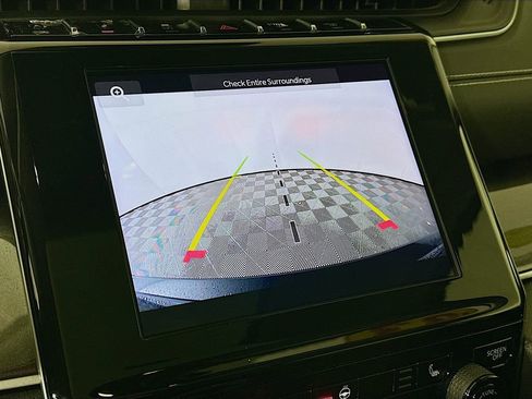 Certified 2023 Jeep Grand Cherokee Laredo w/ Luxury Tech Group I image 22