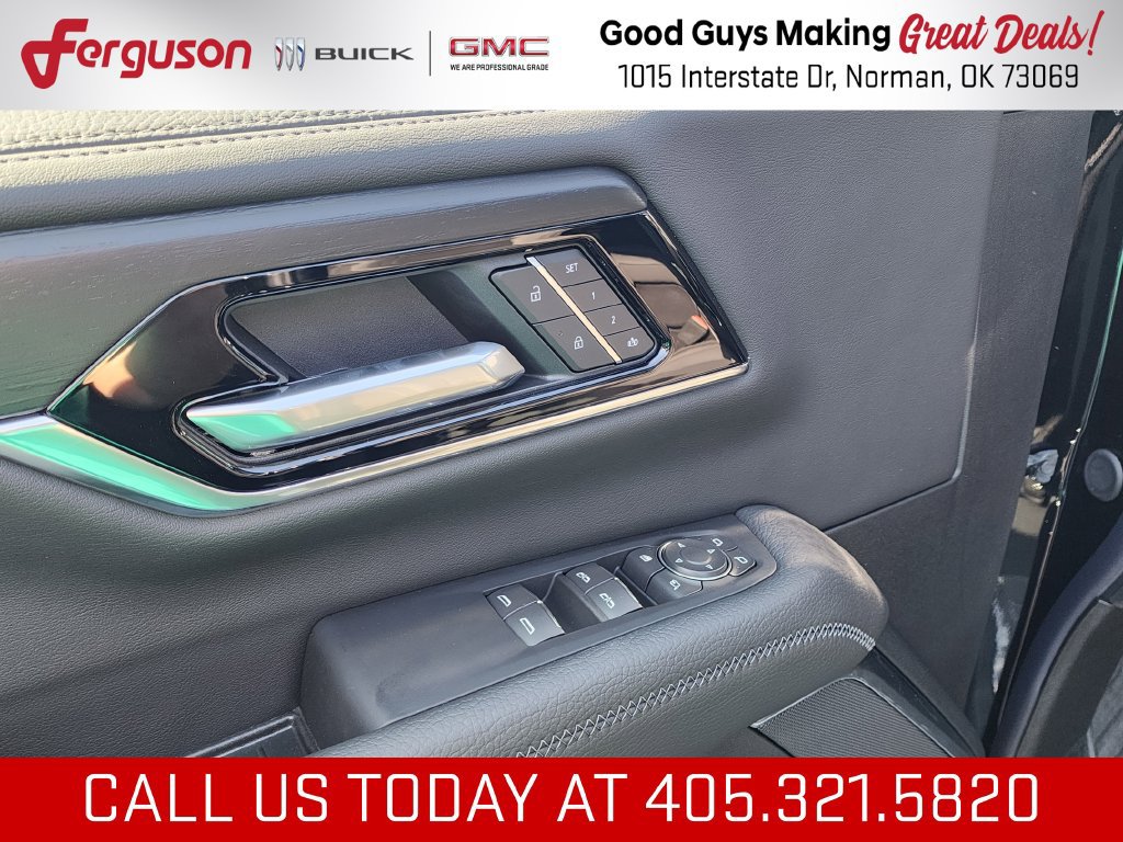 New 2027 GMC Yukon Denali w/ Denali Reserve Package AWD/4WD image 13