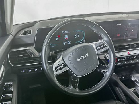 Used 2025 Kia Telluride S FWD image 18