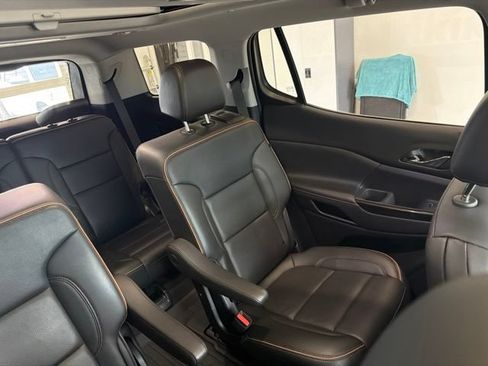 Used 2022 GMC Acadia AT4 w/ GMC Pro Grade Package AWD/4WD image 47