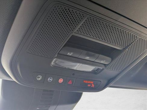 Used 2024 GMC Acadia Elevation w/ Luxury Package FWD image 14