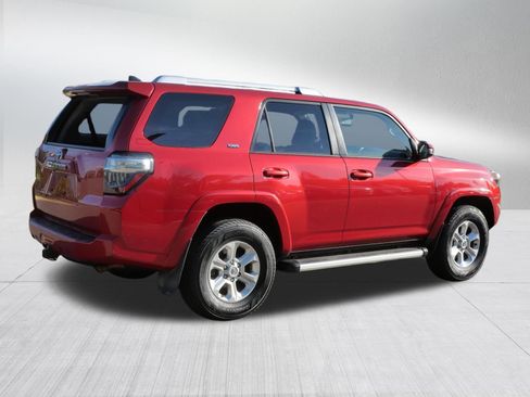 Used 2016 Toyota 4Runner SR5 AWD/4WD image 7