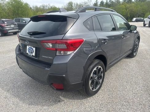 Used 2021 Subaru Crosstrek 2.0i Premium w/ Moonroof Package AWD/4WD image 7