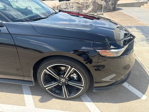 Used 2024 Honda Accord Sport image 5