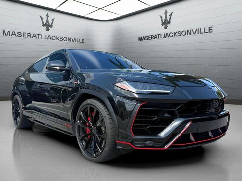 Used 2021 Lamborghini Urus AWD/4WD image 10