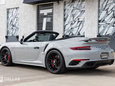 Used 2018 Porsche 911 Turbo image 12