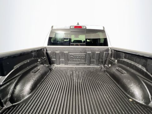 Used 2019 RAM 1500 Laramie image 33