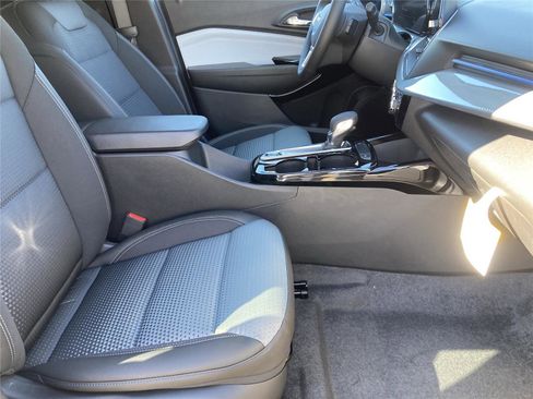 New 2026 Chevrolet Trax LT w/ Driver Confidence Package image 15