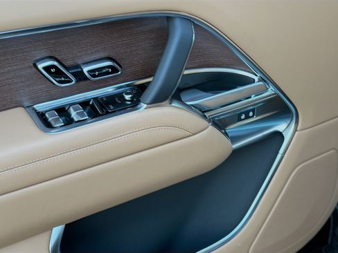 New 2026 Land Rover Range Rover SE AWD/4WD image 23