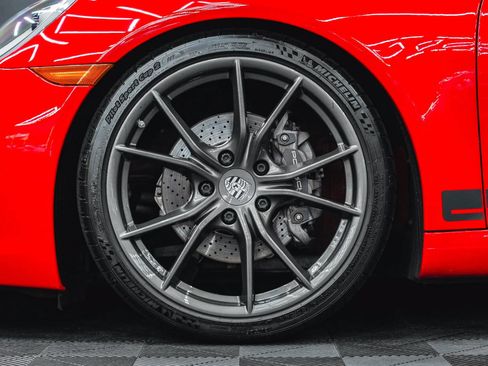 Used 2018 Porsche 911 Carrera T RWD image 13