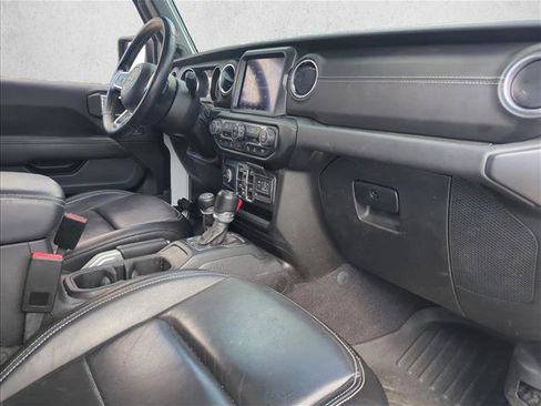 Used 2022 Jeep Wrangler Unlimited Sahara w/ Safety Group image 22