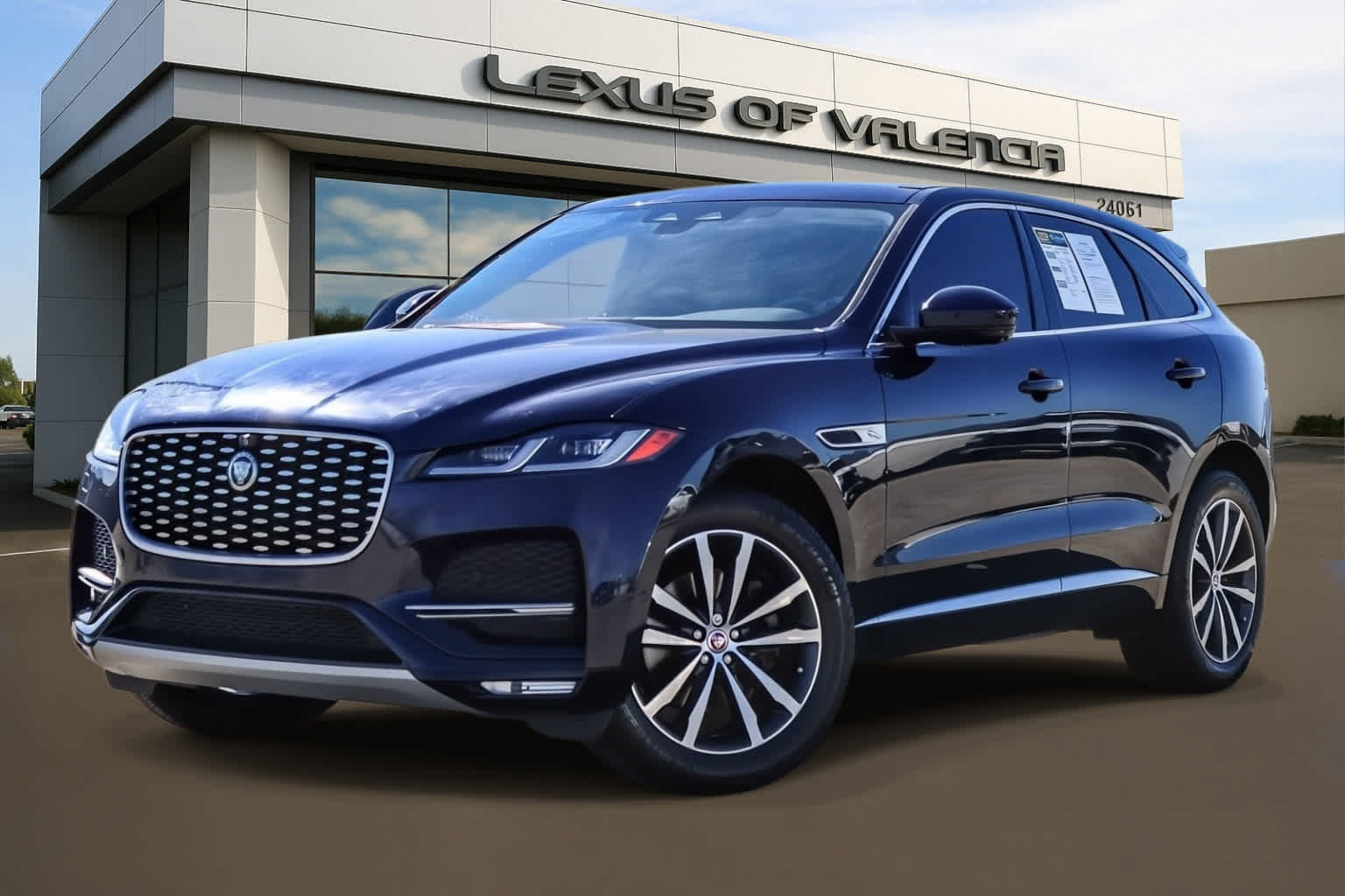 Used 2021 Jaguar F-PACE S AWD/4WD image 2