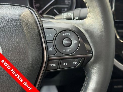 Used 2023 Toyota Camry SE w/ Cold Weather Package image 21