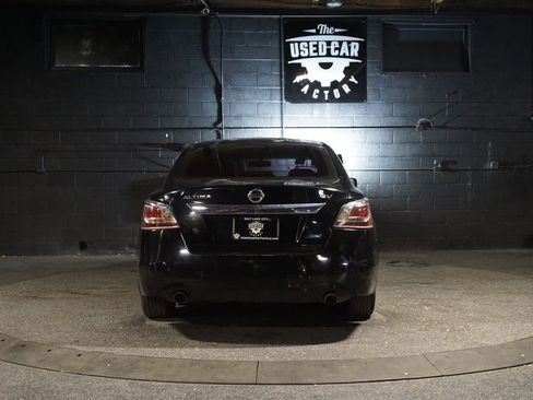 Used 2014 Nissan Altima 2.5 S image 4