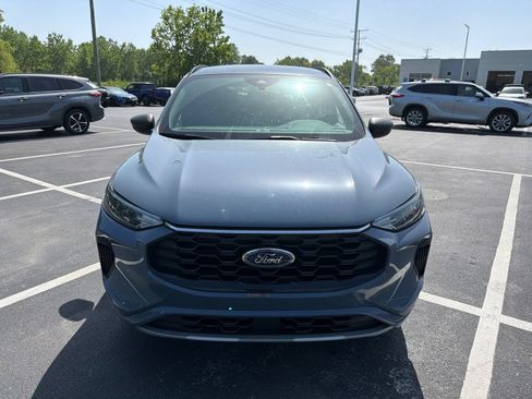 Used 2024 Ford Escape ST-Line w/ Tech Pack #1 FWD image 8