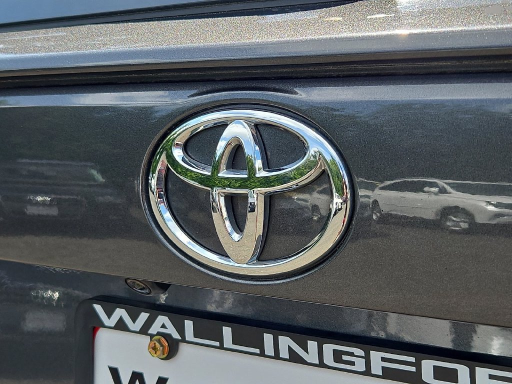 Used 2019 Toyota RAV4 LE w/ All Weather Liner Package AWD/4WD image 28