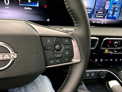 New 2026 Nissan Sentra SV w/ SV Convenience Package FWD image 22