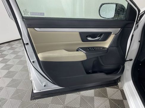 Used 2020 Honda CR-V LX image 11