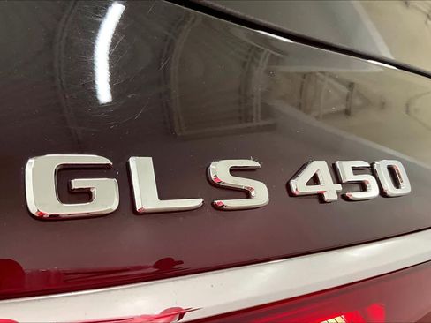 Certified 2025 Mercedes-Benz GLS 450 4MATIC image 10
