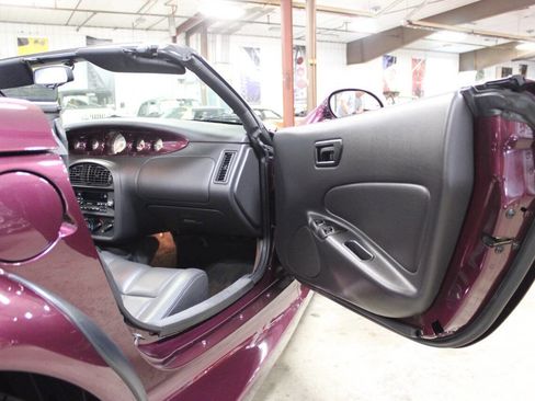 Used 1997 Plymouth Prowler image 38