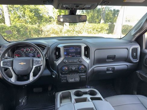 Used 2019 Chevrolet Silverado 1500 LT w/ Convenience Package image 15