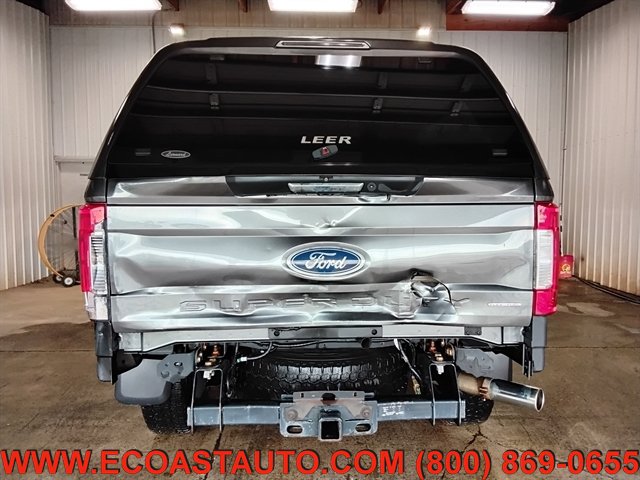 Used 2017 Ford F250 Lariat w/ Chrome Package AWD/4WD image 8