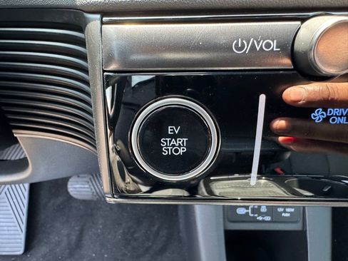 New 2025 Hyundai Ioniq 5 XRT image 27