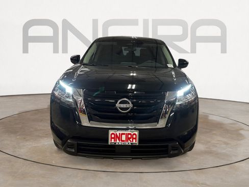 Used 2022 Nissan Pathfinder S FWD image 5
