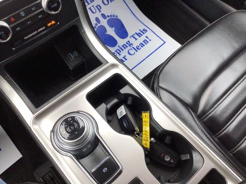 Certified 2024 Ford Edge SEL AWD/4WD image 17