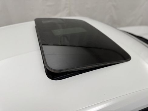 Used 2023 Chevrolet Camaro LT image 19