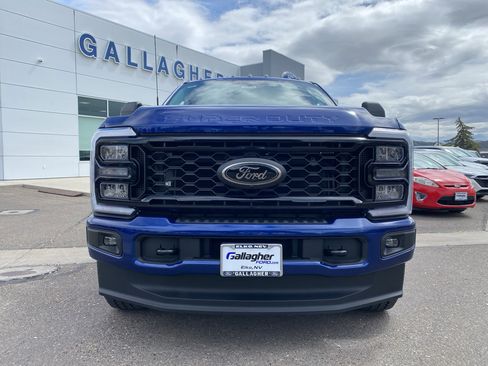 New 2026 Ford F350 XLT w/ XLT Premium Package AWD/4WD image 18
