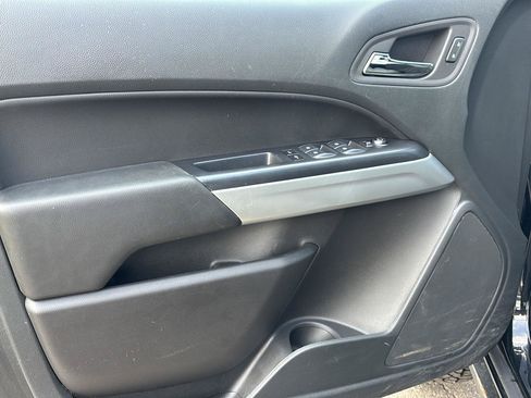 Used 2022 Chevrolet Colorado ZR2 AWD/4WD image 15