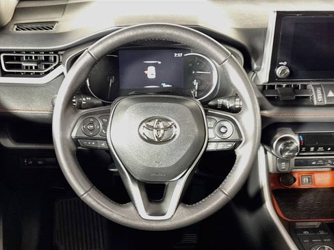 Used 2024 Toyota RAV4 Adventure AWD/4WD image 13