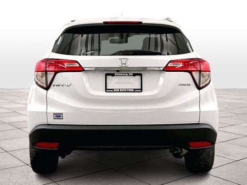 Used 2021 Honda HR-V EX-L image 4