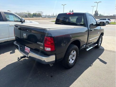 Used 2017 RAM 1500 Classic SLT AWD/4WD image 5