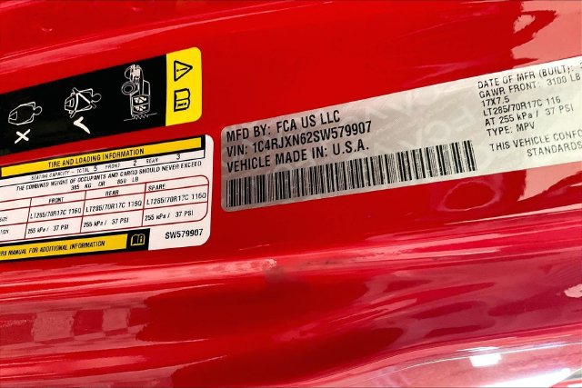 Used 2025 Jeep Wrangler Unlimited Sport S 4xe AWD/4WD image 16