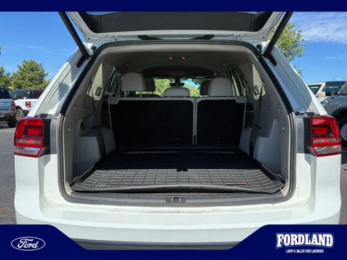 Used 2018 Volkswagen Atlas SE AWD/4WD image 32