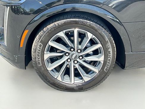 Used 2025 Cadillac Lyriq Sport w/ LPO, Floor Liner Package AWD/4WD image 33
