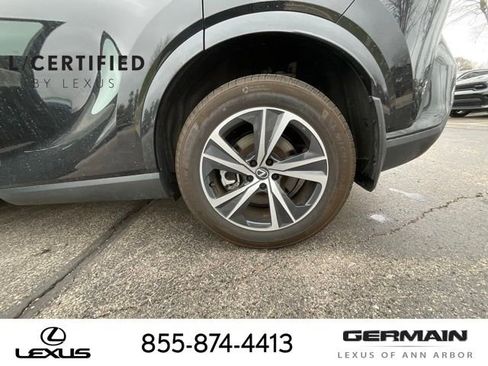 Used 2023 Lexus RX 350 Premium w/ Cold Area Package AWD/4WD image 25