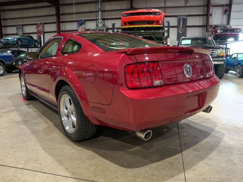 Used 2007 Ford Mustang Coupe RWD image 6
