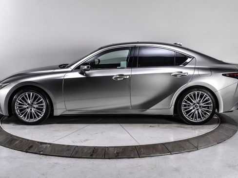 Used 2023 Lexus IS 300 w/ Premium Package RWD image 3
