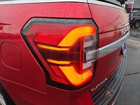 Used 2022 Ford Expedition Platinum image 36