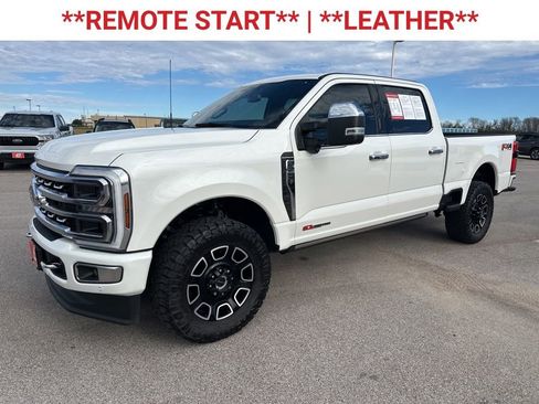 Used 2024 Ford F250 Platinum image 3