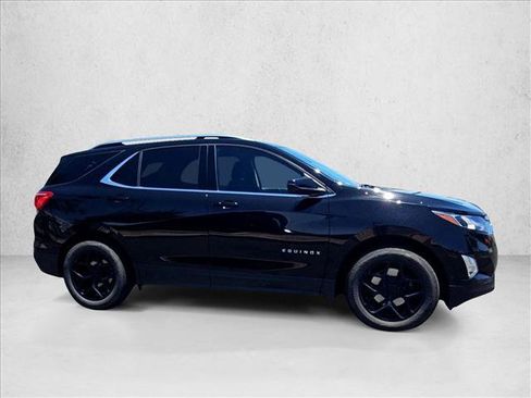 Used 2020 Chevrolet Equinox LT FWD image 9